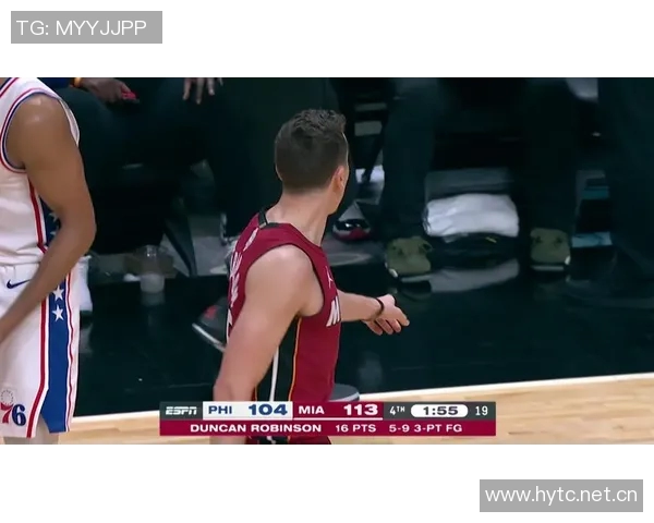 哈克斯开季表现出色场均157分7篮板期待保持健康状态